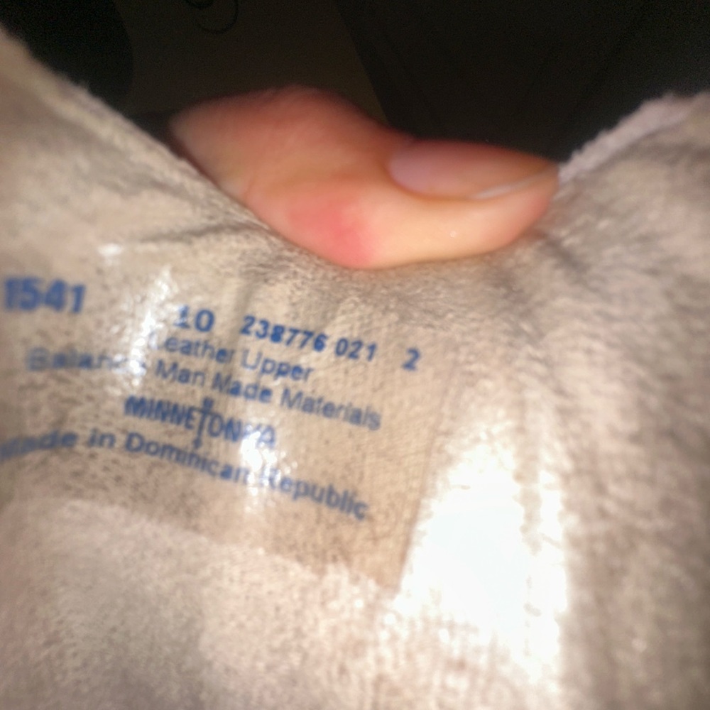 Minnetonka Women's Billie Leather Slip-On Mules - Picture 8 of 8